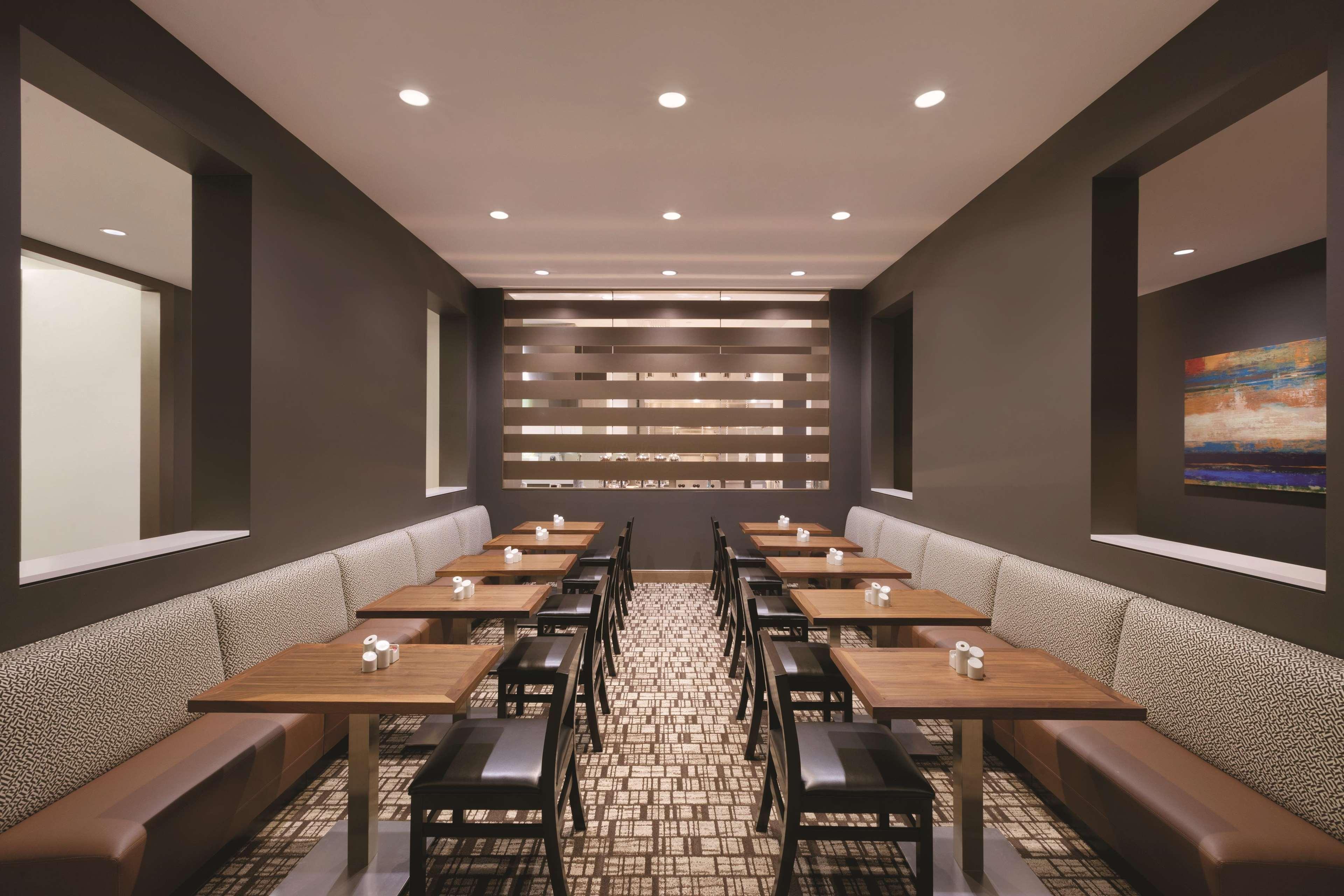 Embassy Suites Oklahoma City Downtown/Medical Center Εξωτερικό φωτογραφία