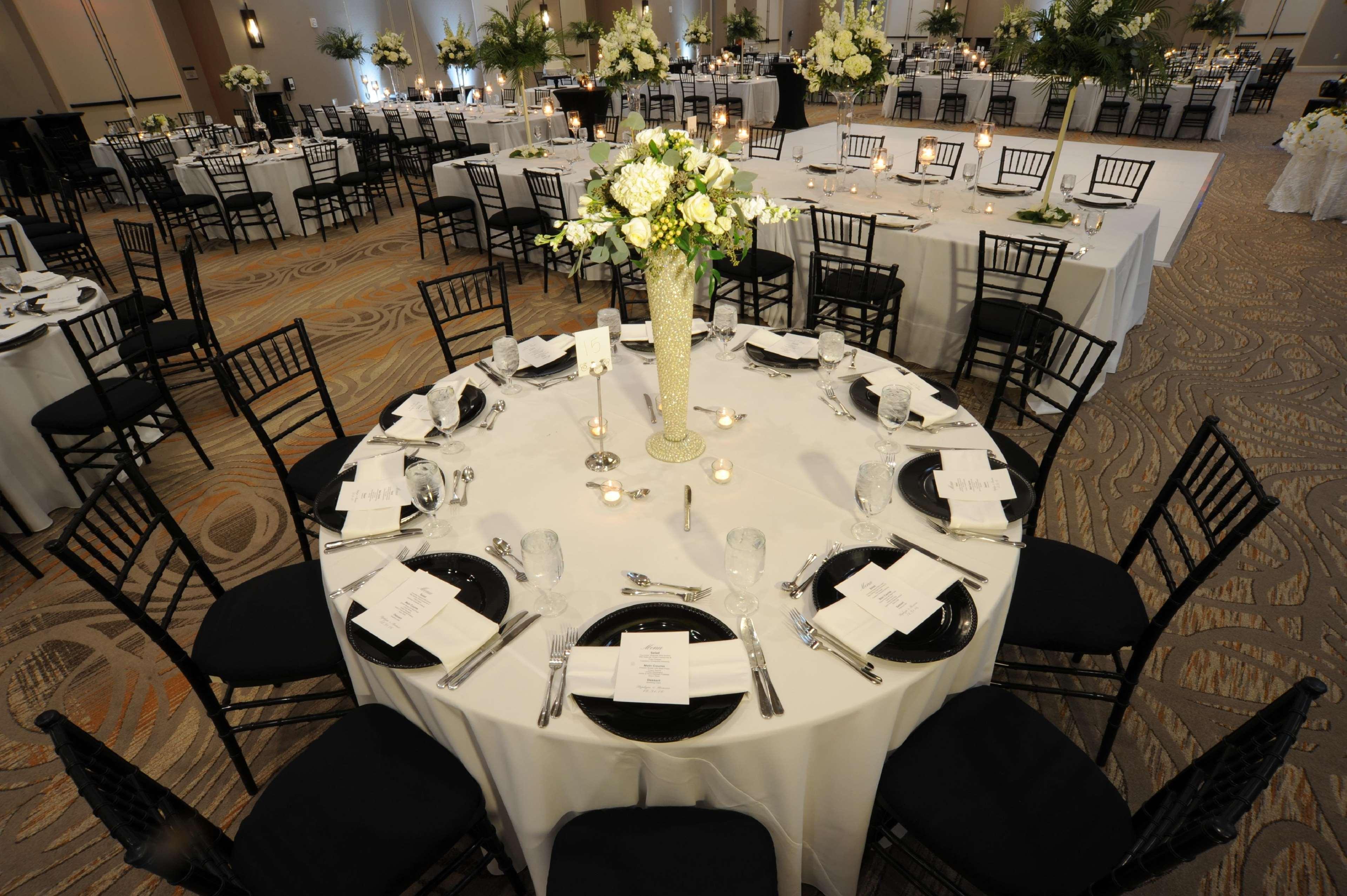 Embassy Suites Oklahoma City Downtown/Medical Center Εξωτερικό φωτογραφία