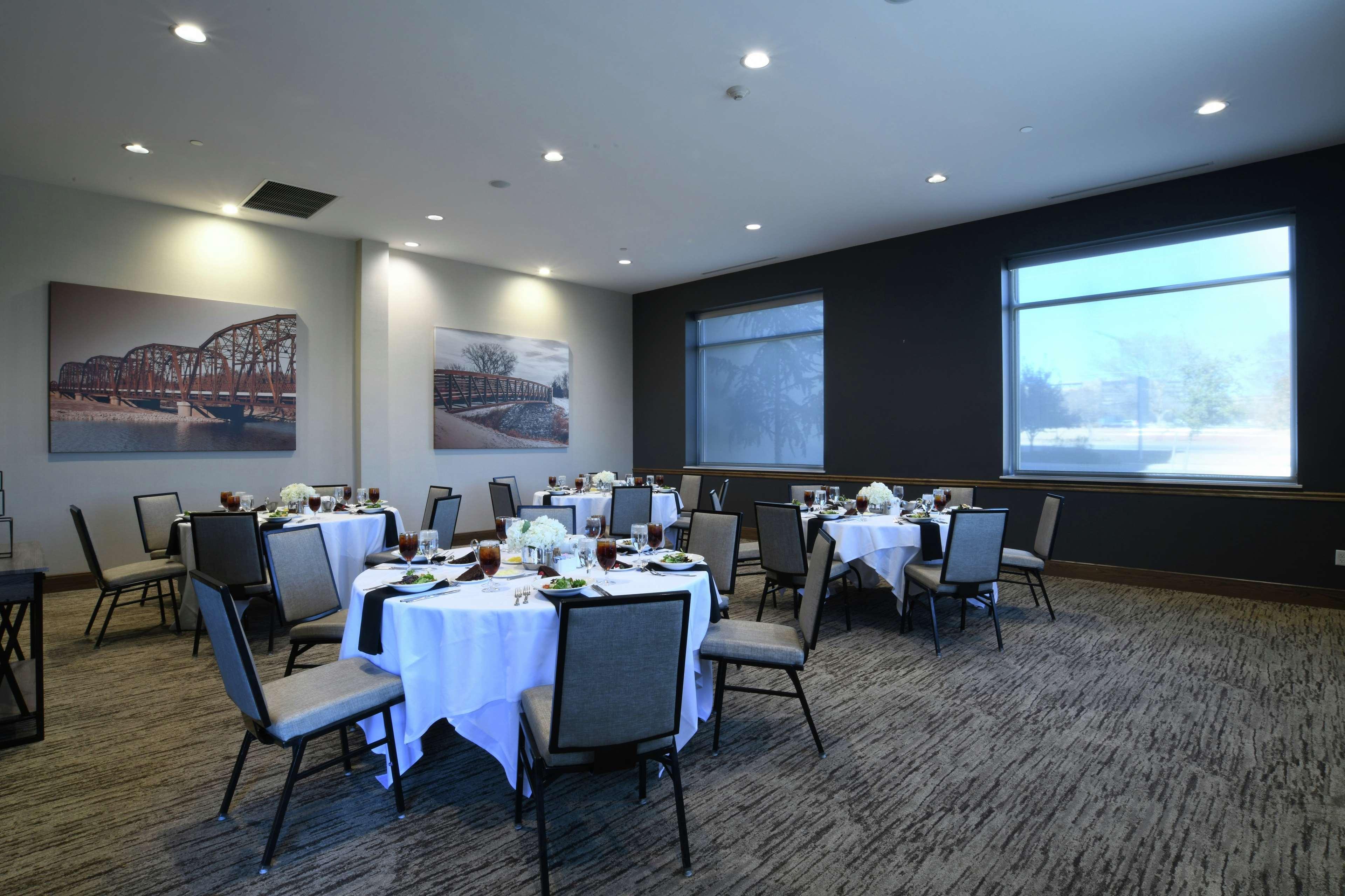 Embassy Suites Oklahoma City Downtown/Medical Center Εξωτερικό φωτογραφία