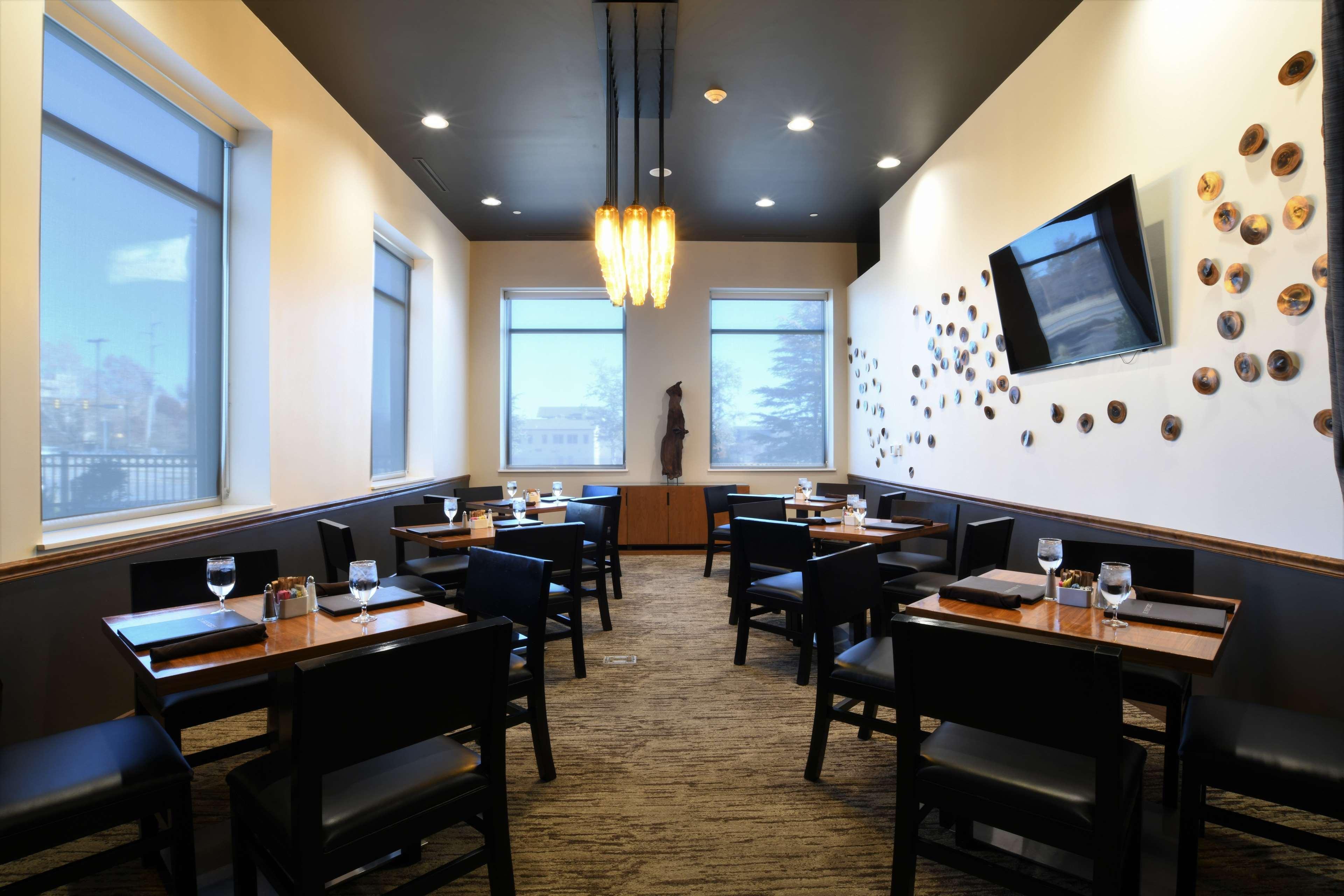 Embassy Suites Oklahoma City Downtown/Medical Center Εξωτερικό φωτογραφία