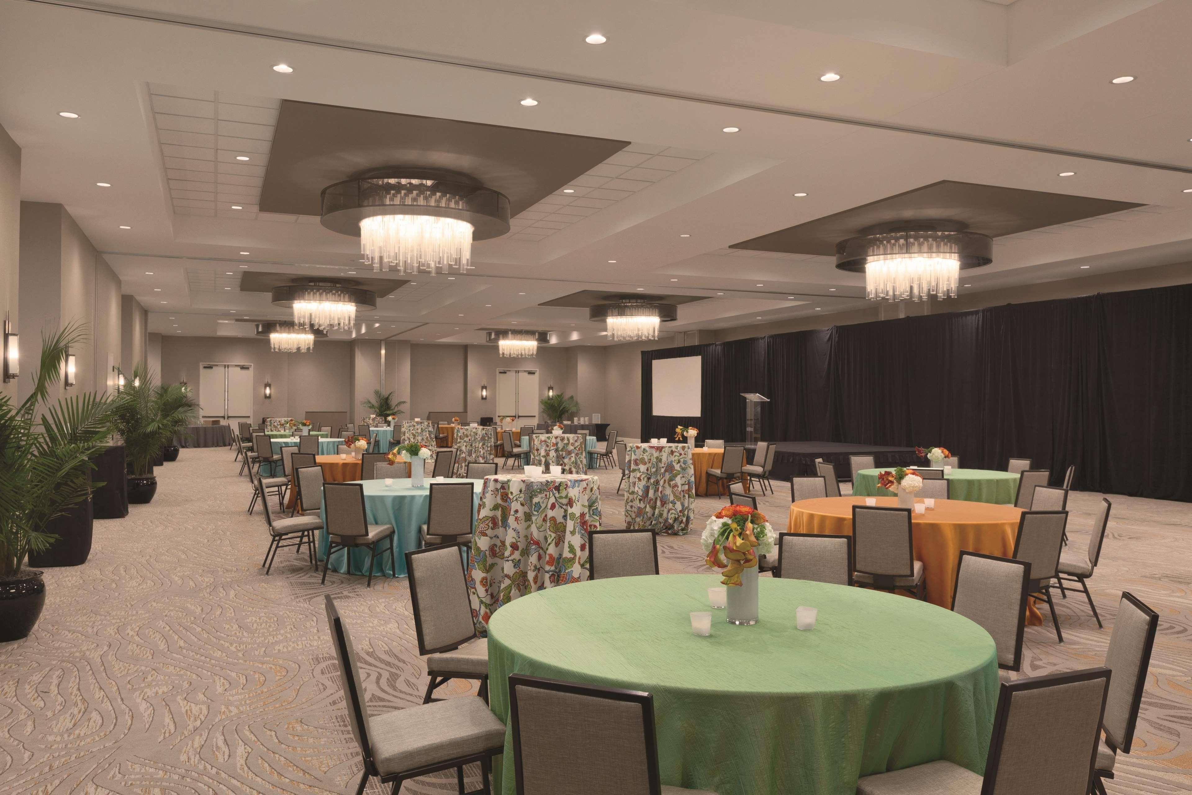 Embassy Suites Oklahoma City Downtown/Medical Center Εξωτερικό φωτογραφία