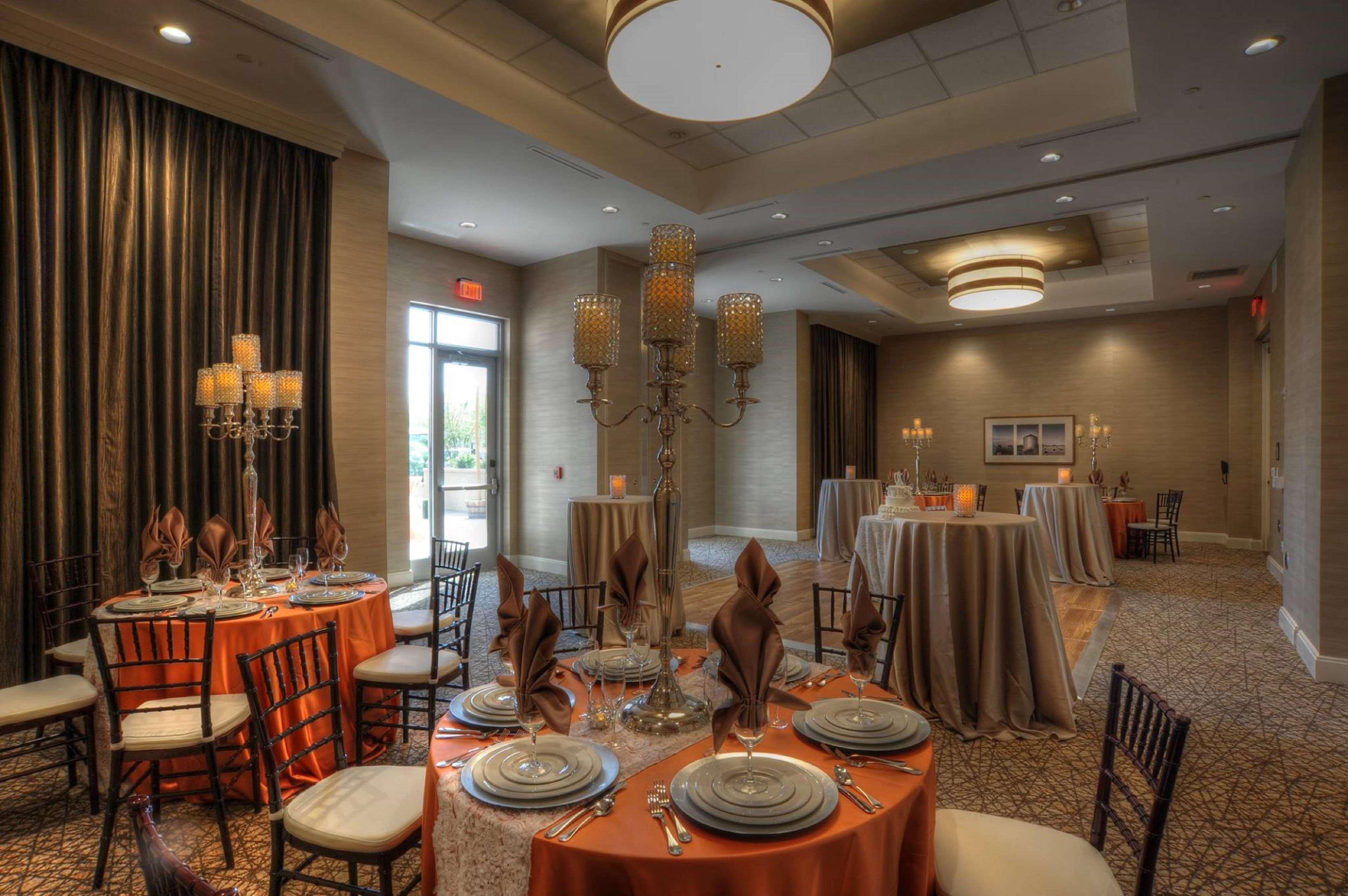 Embassy Suites Oklahoma City Downtown/Medical Center Εξωτερικό φωτογραφία