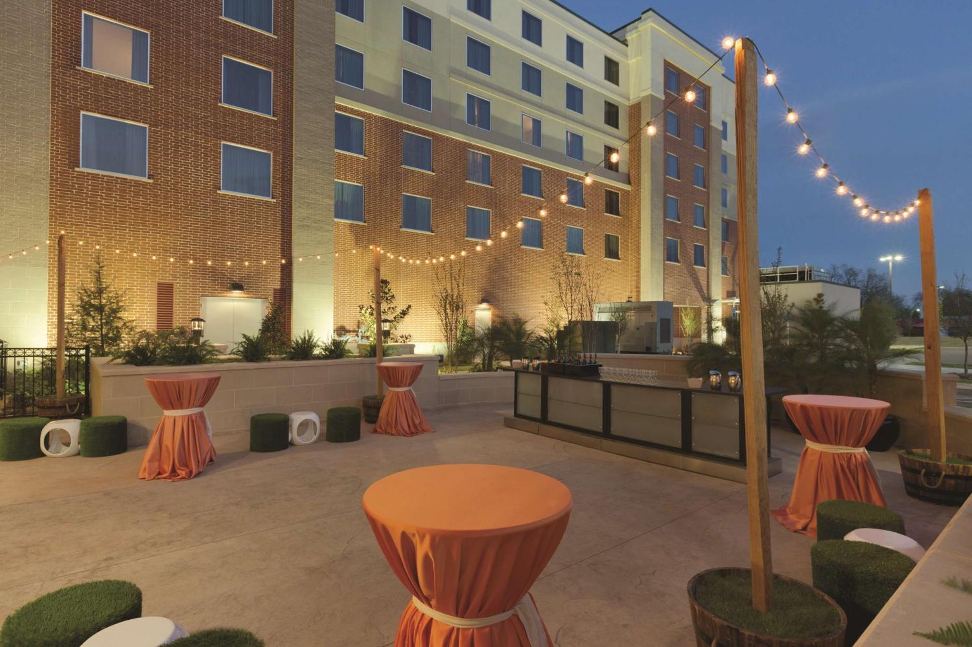 Embassy Suites Oklahoma City Downtown/Medical Center Εξωτερικό φωτογραφία