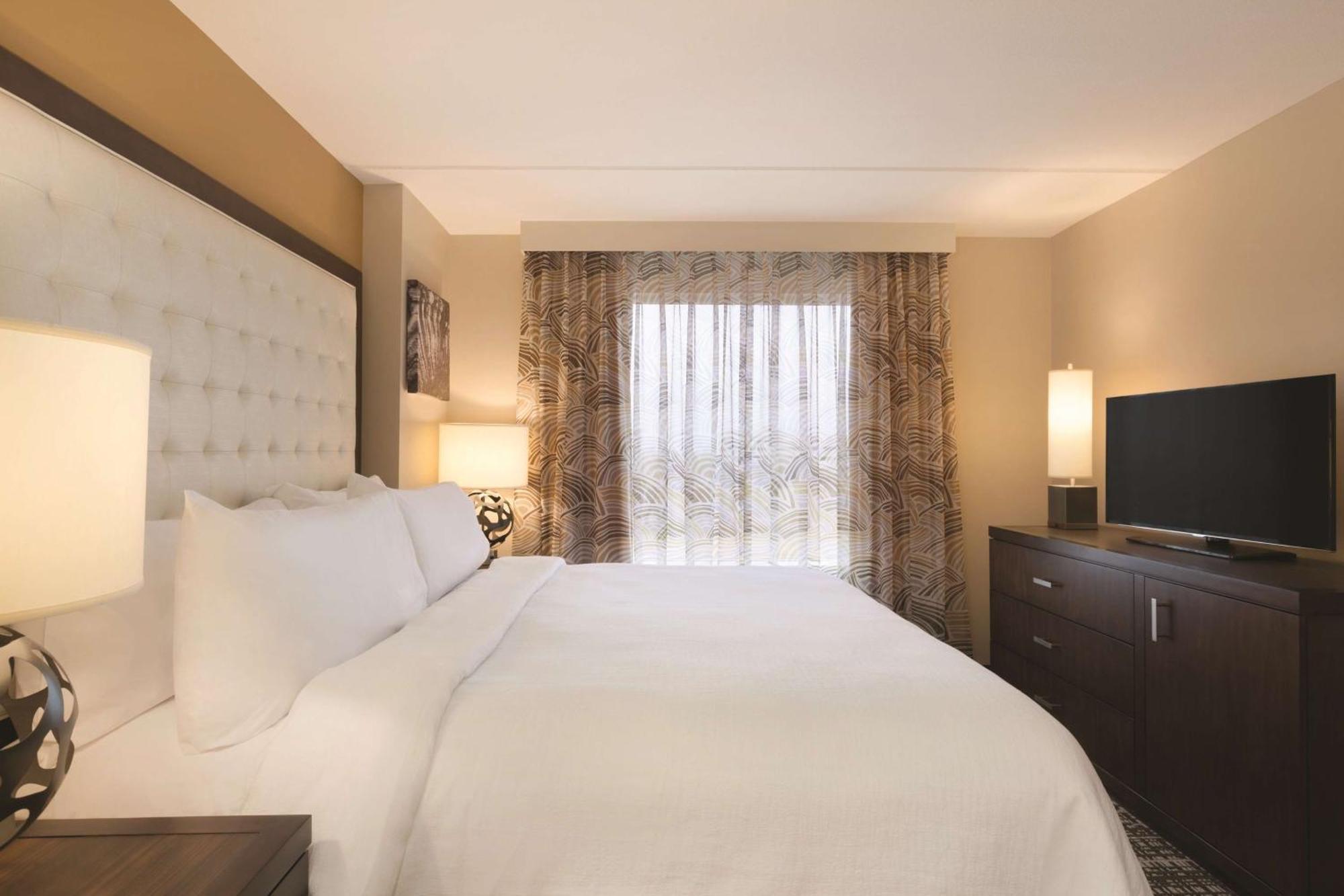 Embassy Suites Oklahoma City Downtown/Medical Center Εξωτερικό φωτογραφία