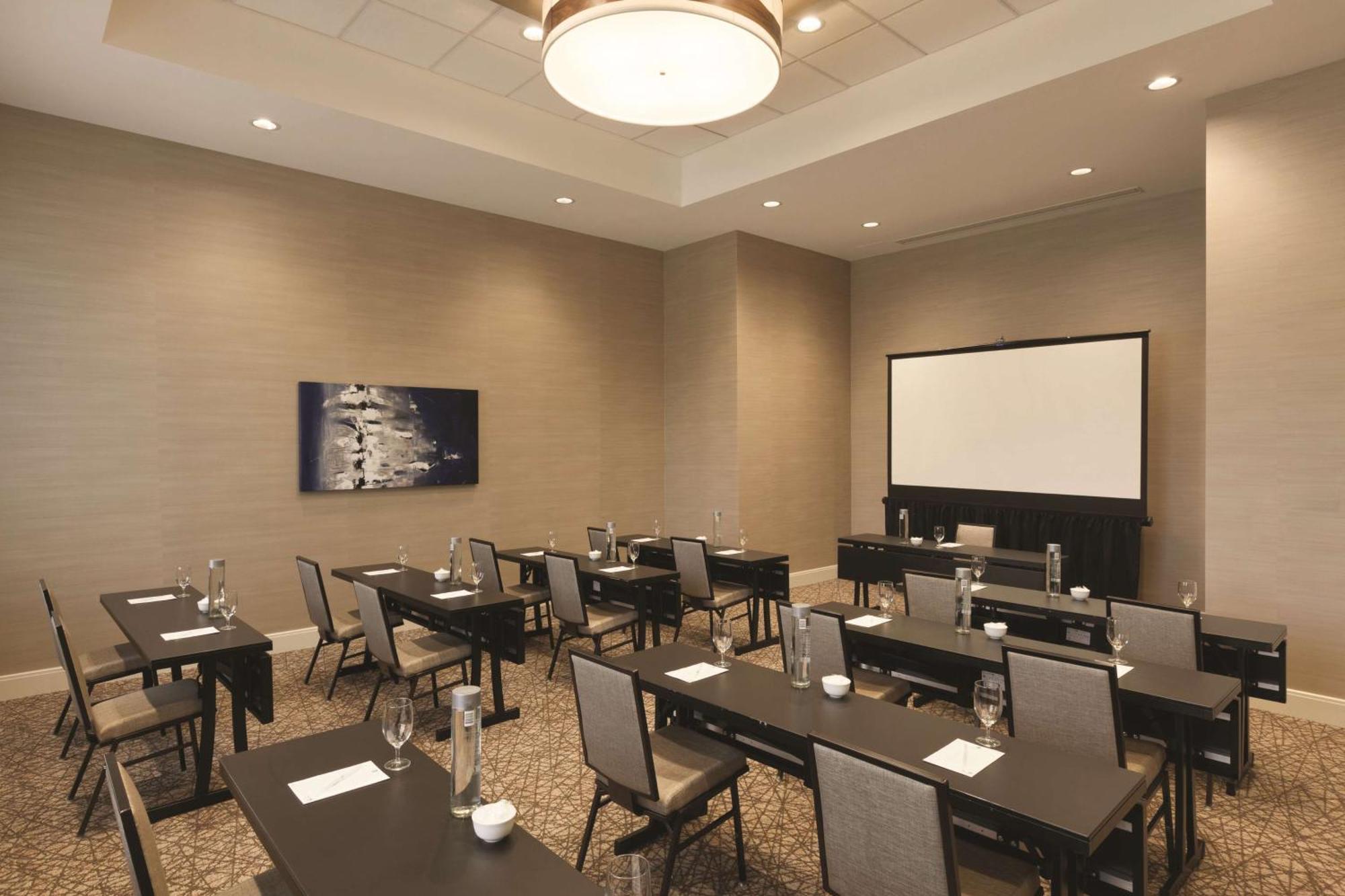 Embassy Suites Oklahoma City Downtown/Medical Center Εξωτερικό φωτογραφία
